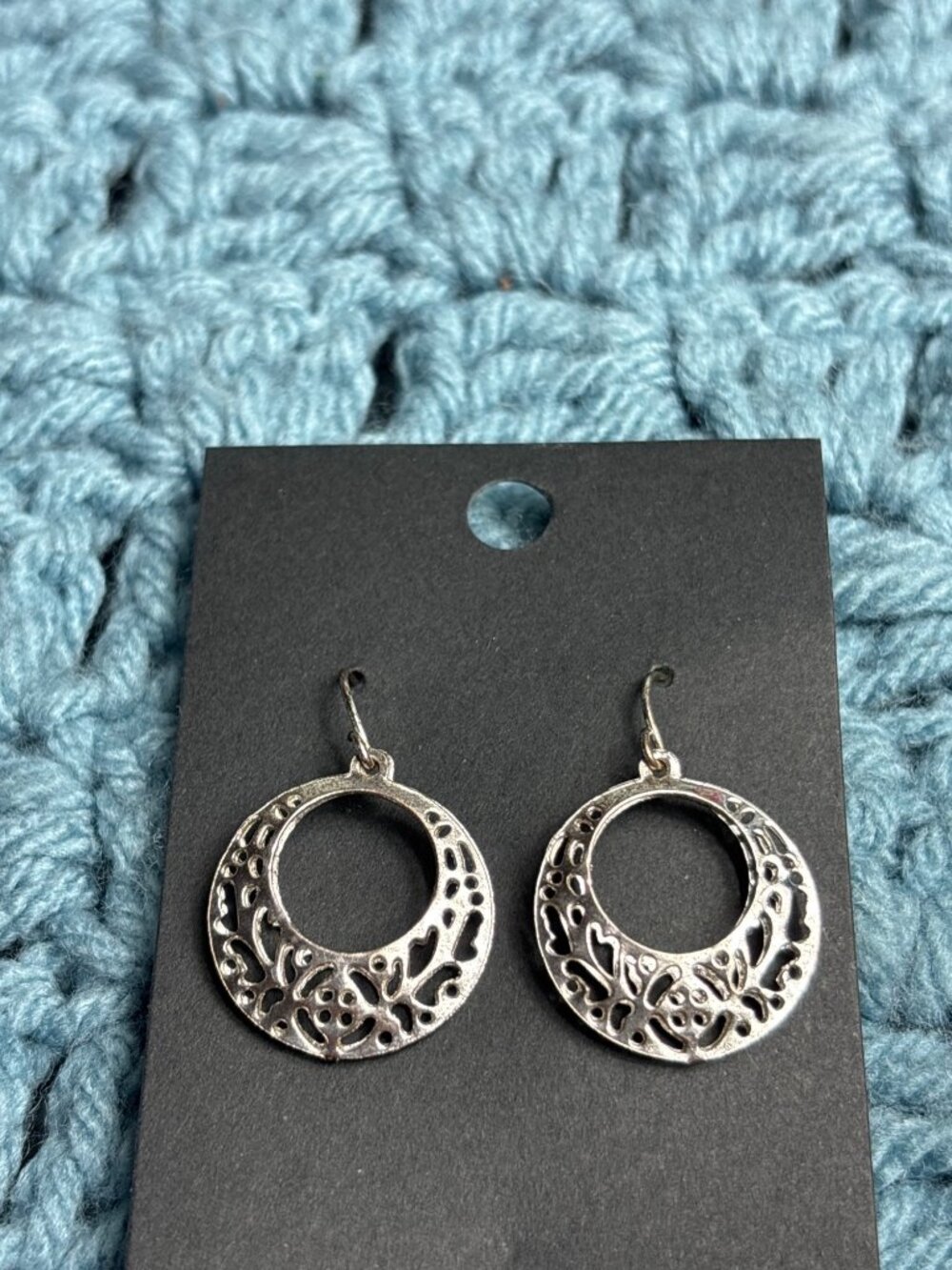 Vintage Silvertone Filigree Dangle Hoop Earrings 1 inch